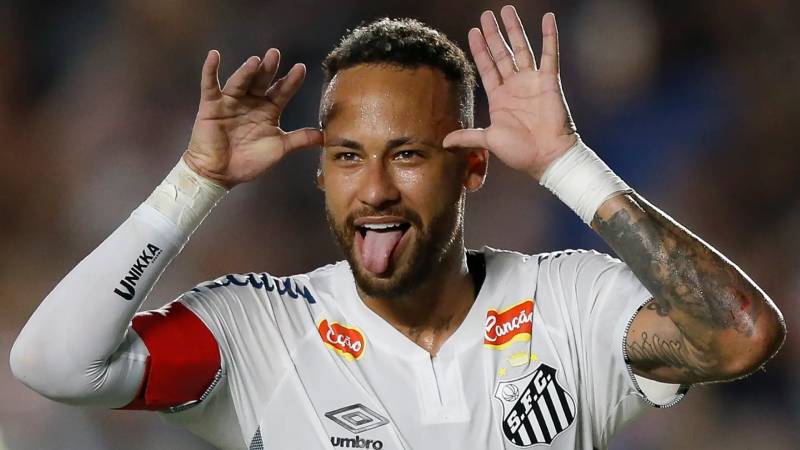 Neymar đá cho đội nào hiện tại?